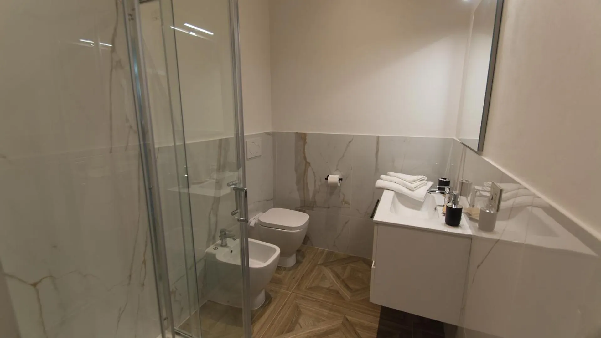 פירנצה Loggia 27 Three-Room Apartment 0*,
